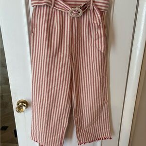 Moon River Red and White Striped Pants. Side zipper, belt